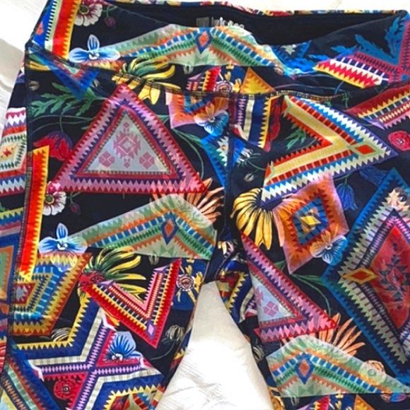 ISO - this LuLaRoe pattern - Picture 3 of 3